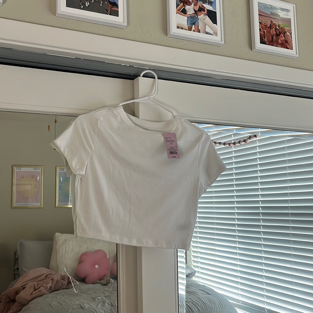 white dropped t shirt